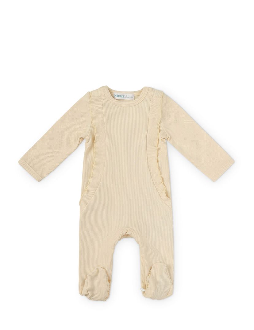 Niche Bebe Ruffle Stretchie & Hat