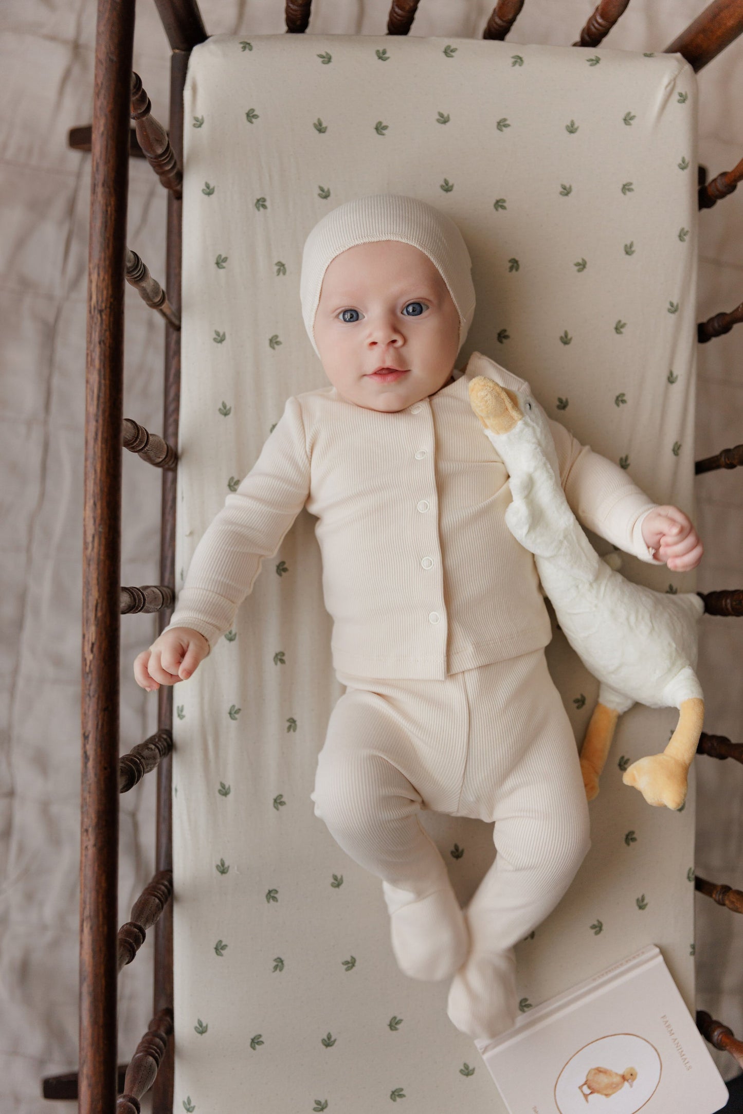 Ely's & Co Ribbed Footed Baby Set & Beanie