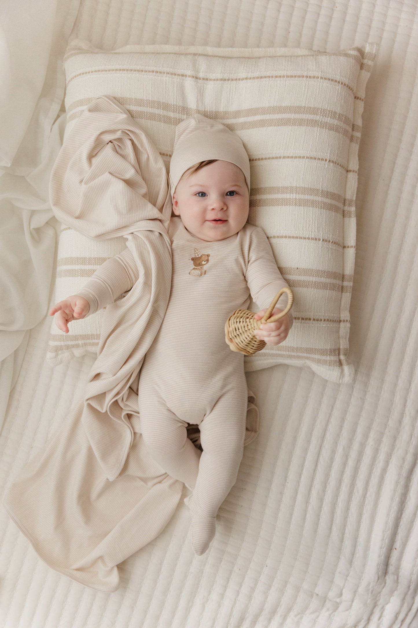 Ely's & Co Organic Bear Footie