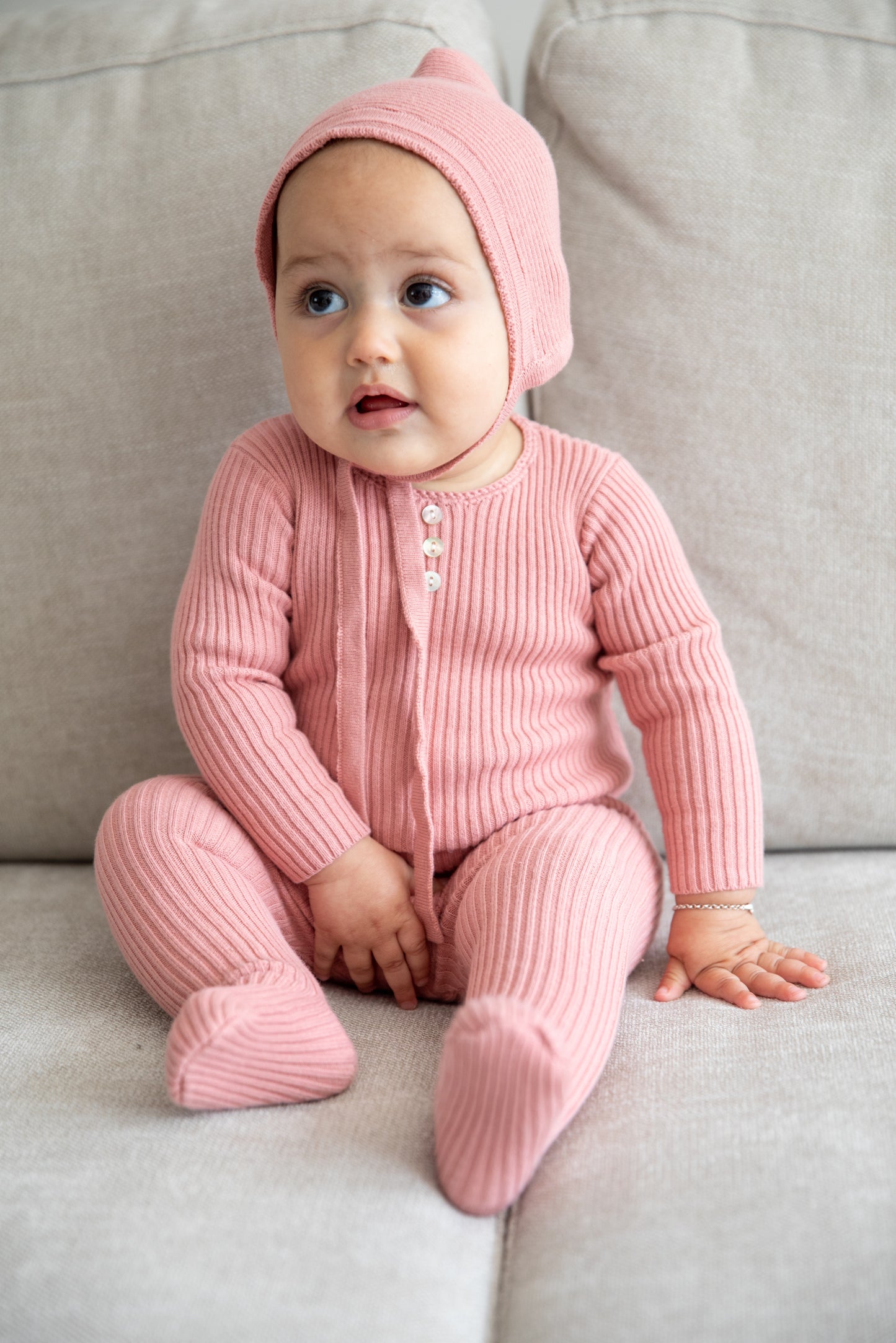 Bebe Belinha 3 Button Footie and Hat