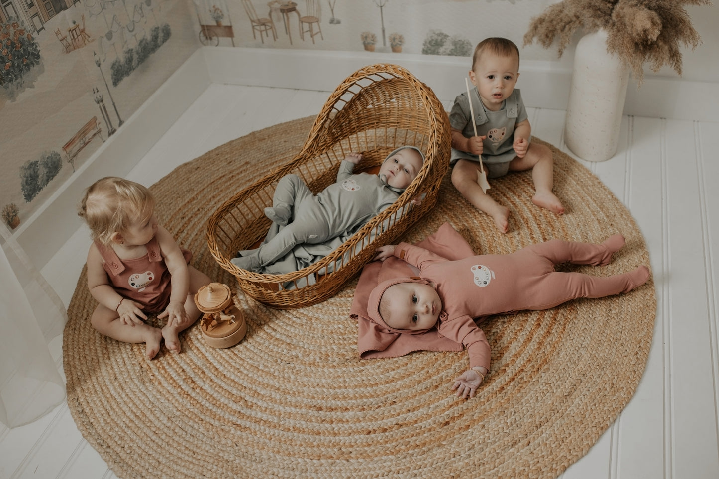 Bondoux Pallette Stretchie & Hat