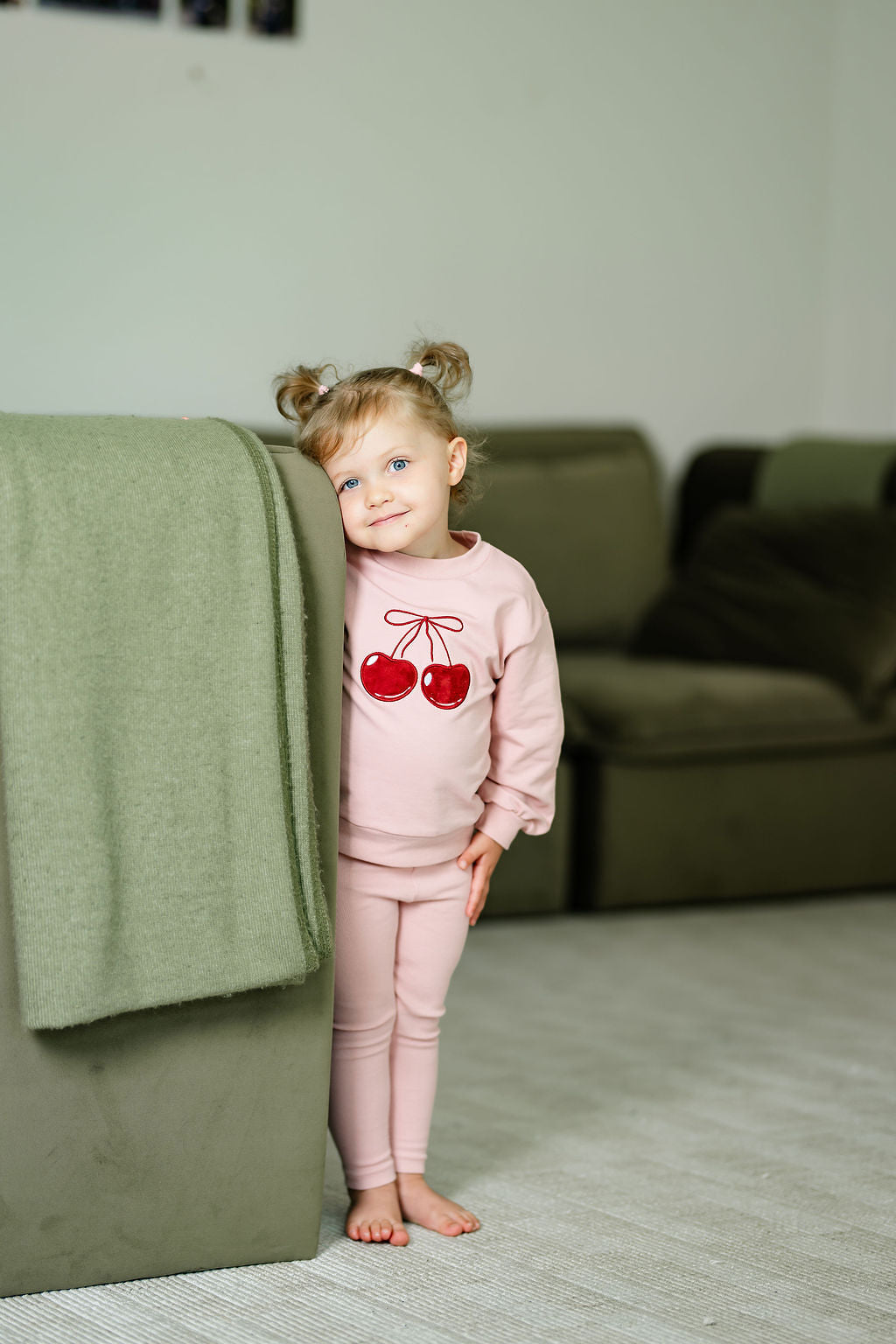 Pouf Cherry Set