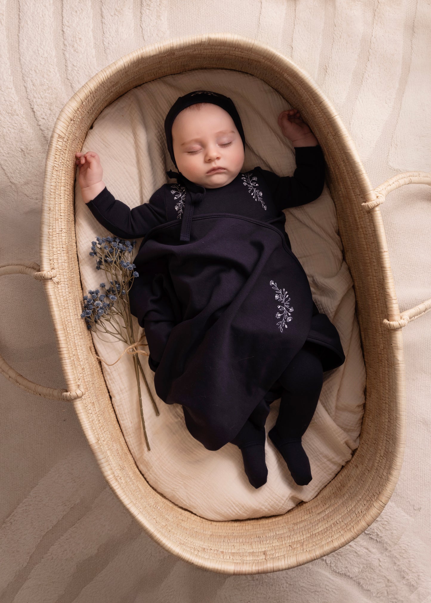 Mini Label Floral Wreath Footie & Bonnet Boy