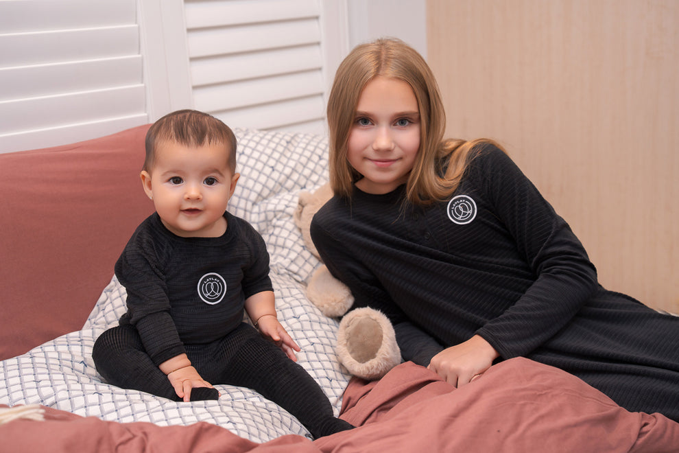 LayLay Dressy Logo Footie