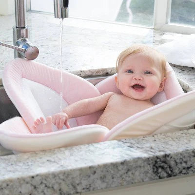 Blooming Bath Pastel Lotus with Snaps