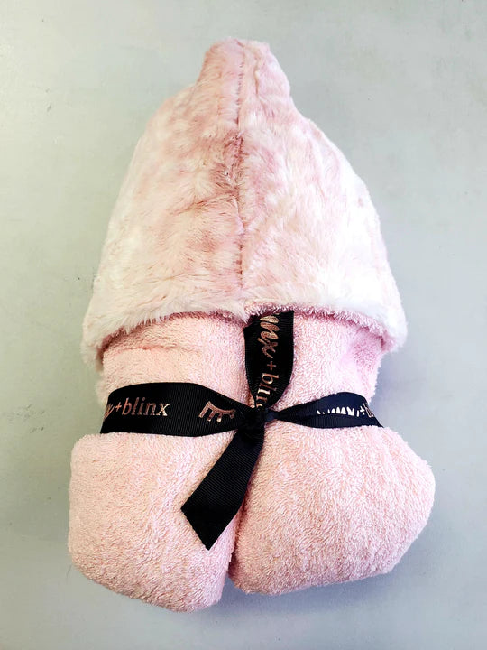 Winx+Blinx Cibirian Pink Hooded Towel