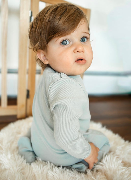 Niche Bebe Ribbed Footie & Hat