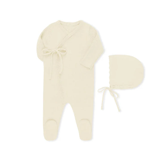 Bebe Belinha Wrap Footie and hat