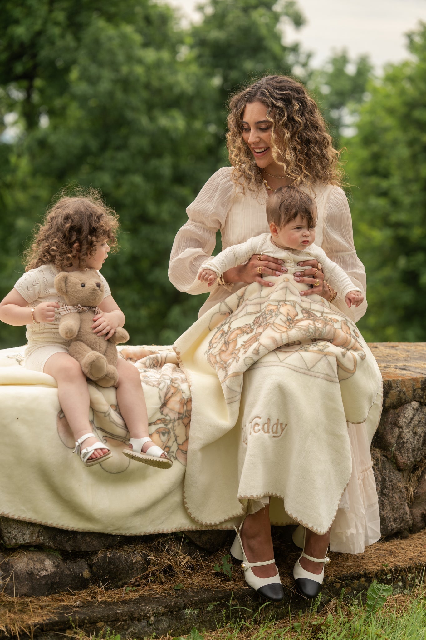 Lil Teddy’s Merry Go Snuggle (Vanilla Bean)