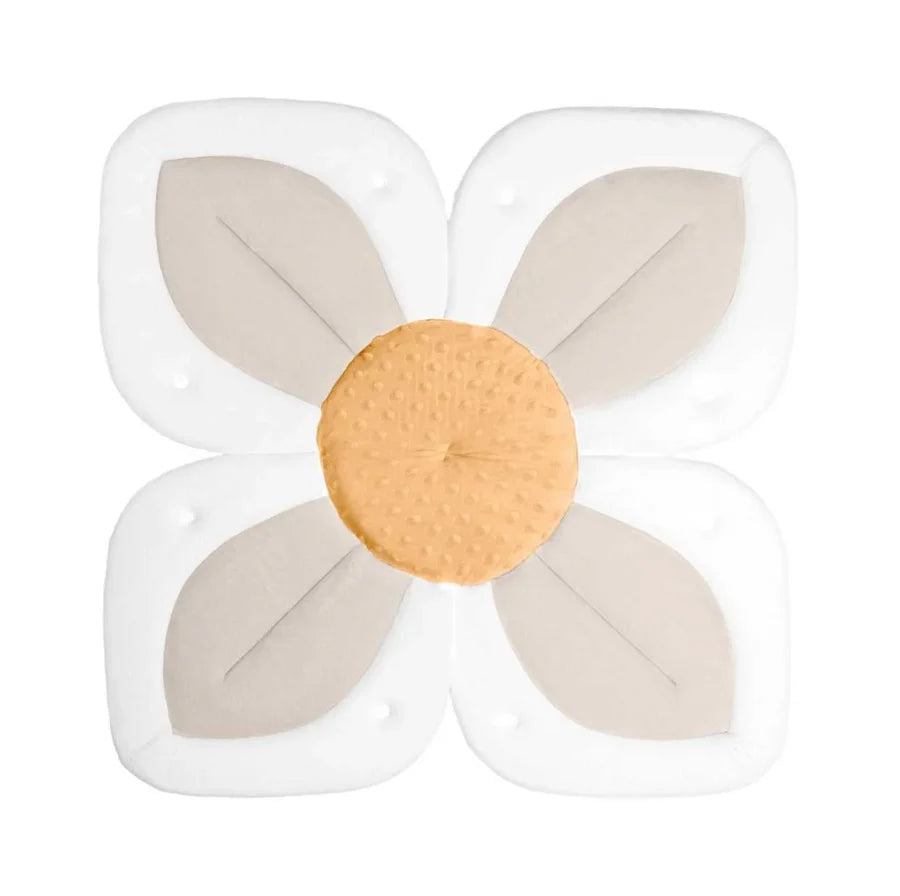 Blooming Bath Pastel Lotus with Snaps