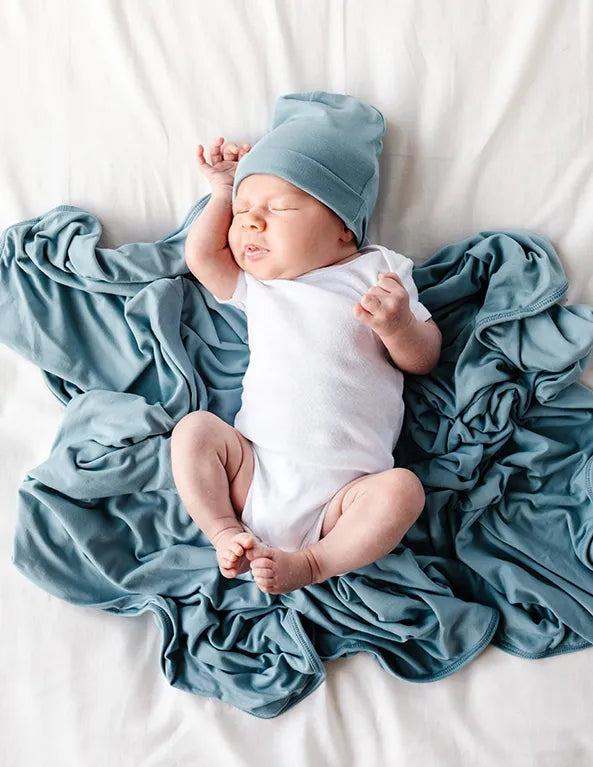 Jacqueline & Jac Beanie & Blanket Set