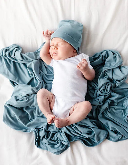 Jacqueline & Jac Beanie & Blanket Set