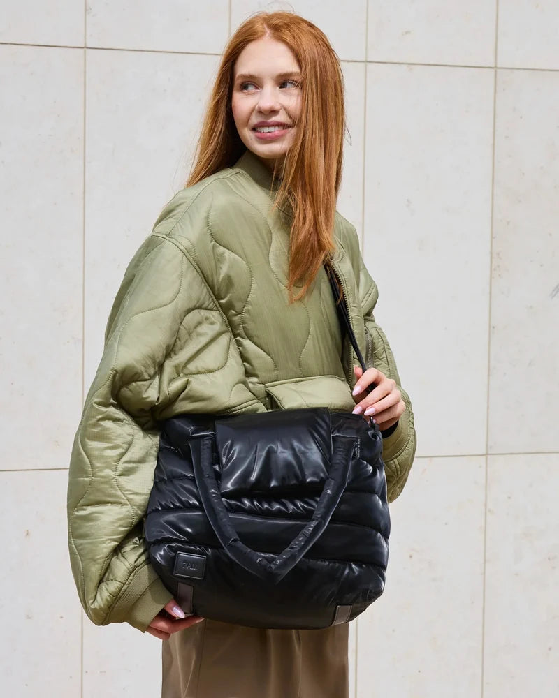 7am Capri Diaper Bag • Ushuaia (Black Liquid Shine)