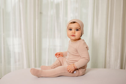 Pouf Ribbed Pocket Footie & Hat