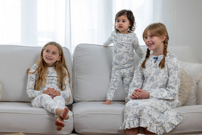 Pouf Toile Nightgown