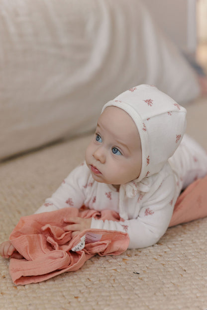 Ely's & Co Velour Leaf Muslin Swaddle (Girl)