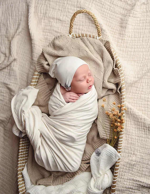 Jacqueline & Jac Beanie & Blanket Set