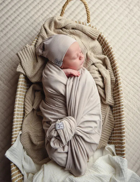 Jacqueline & Jac Beanie & Blanket Set
