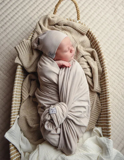 Jacqueline & Jac Beanie & Blanket Set