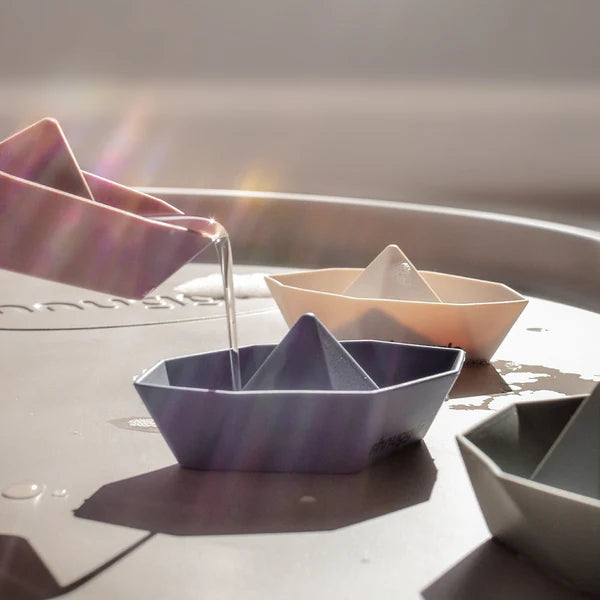 Shnuggle Stack & Sail Bath Boat Toys