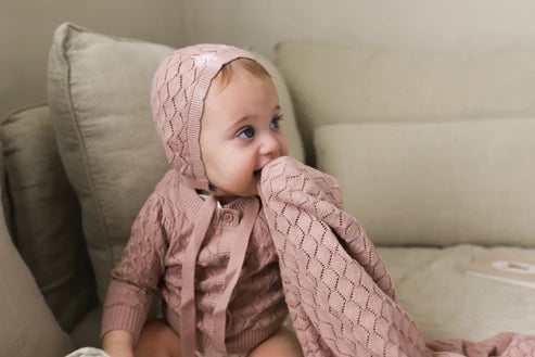 Loom Stitch Diamond Pointelle Blanket (girl)
