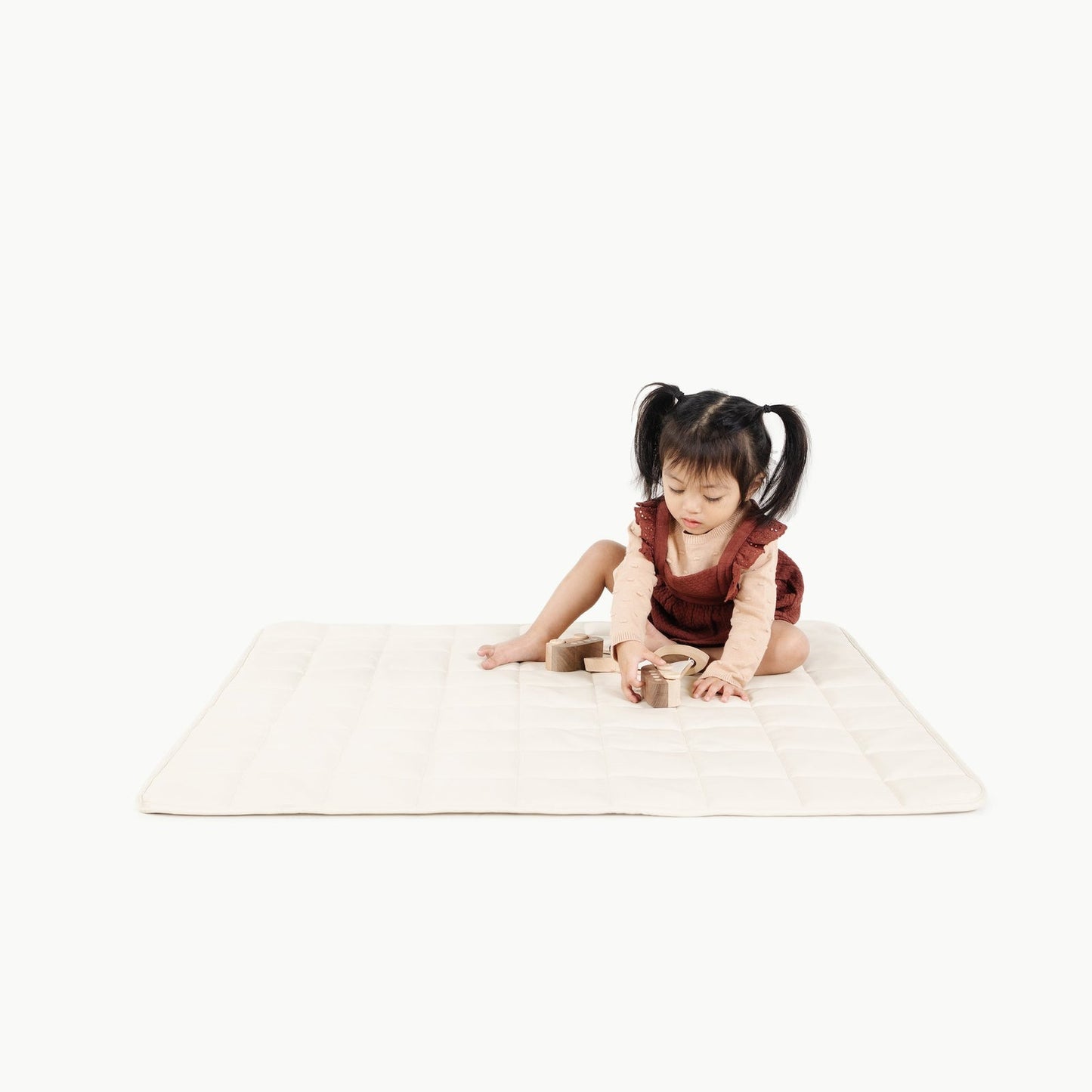 Gathre Quilted Mini Mat (Ivory/ Square)