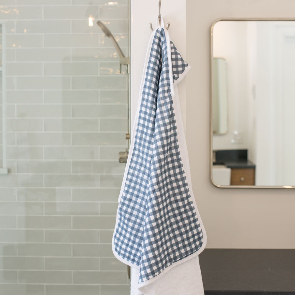Lulujo Hooded Towel - Navy Gingham