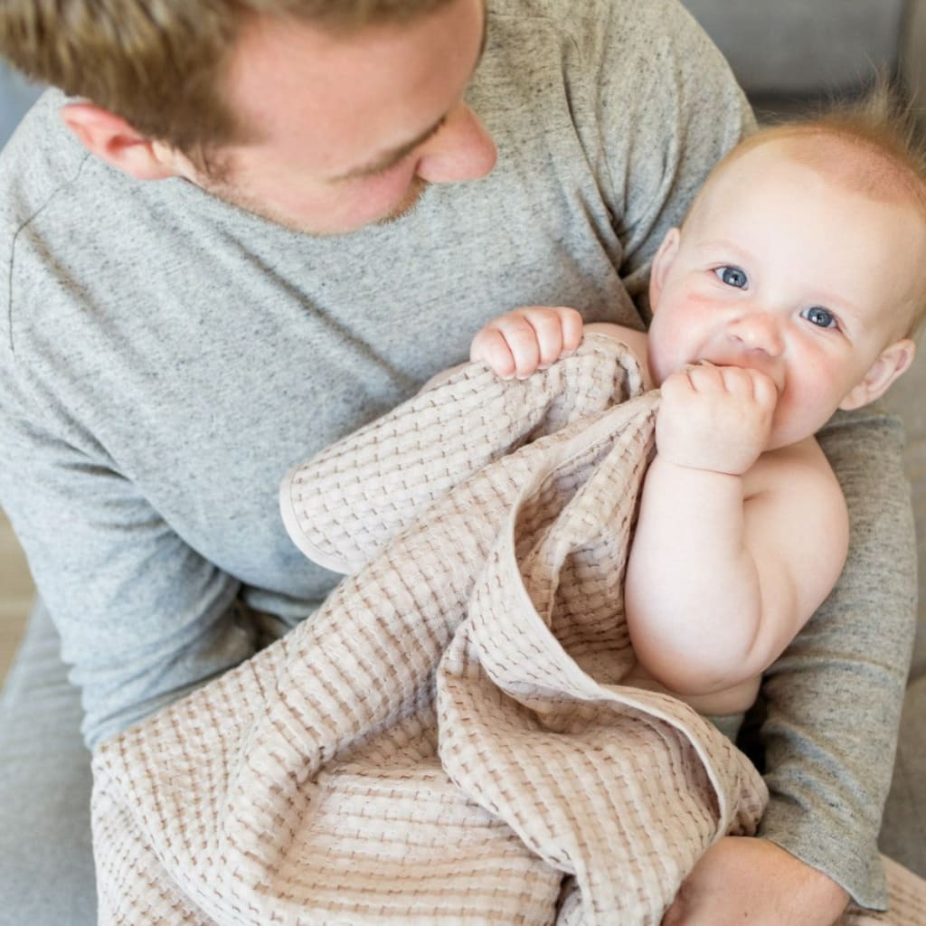 Lulujo Waffle Blanket - Sand